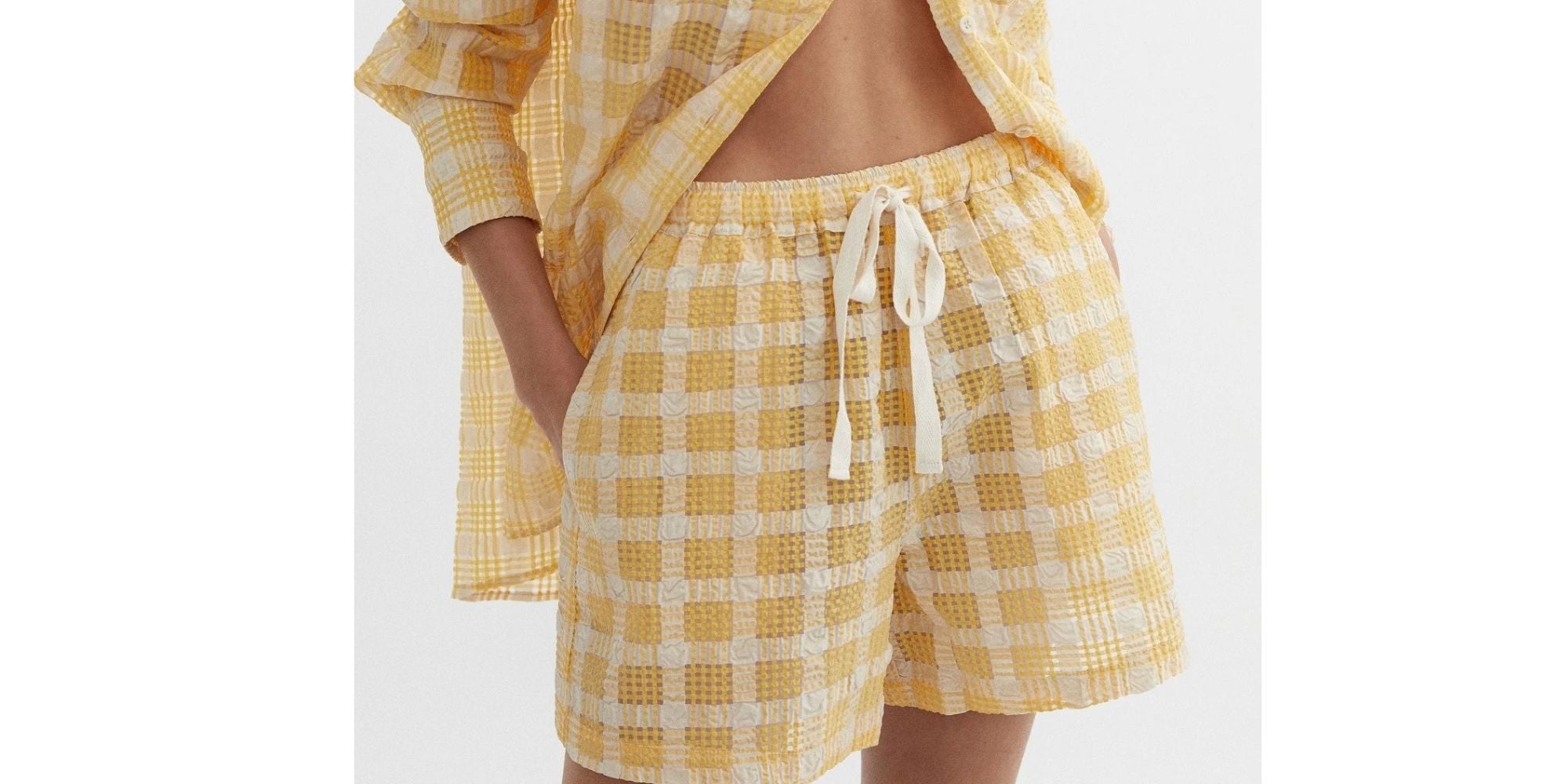 WOMENS OUTLET SHORTS