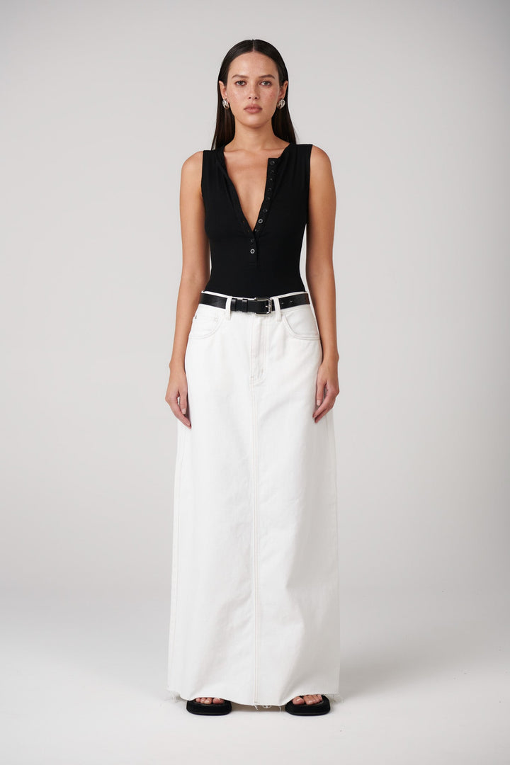 BAYSE BRAND Womens Aurora  Sleeveless Crew Neck Button Down Bodysuit - Black, WOMENS BODYSUITS, BAYSE BRAND, Elwood 101