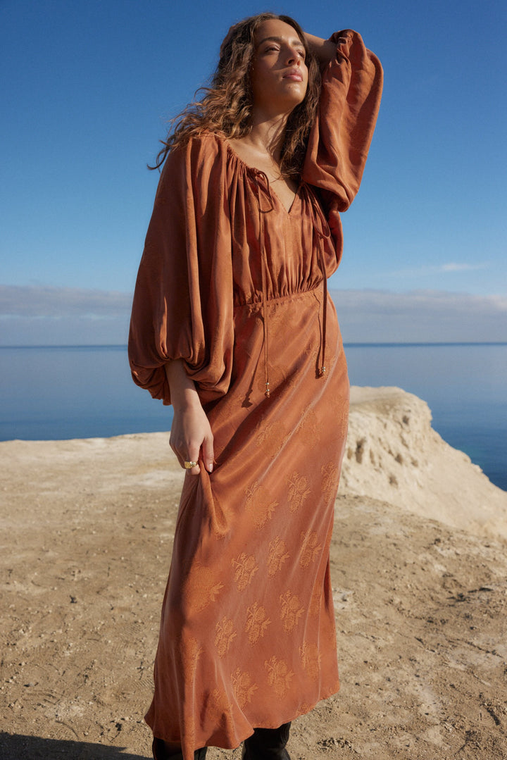 AUGUST THE LABEL Womens Zelda Midi Dress - Rust, WOMENS DRESSES, AUGUSTE THE LABEL, Elwood 101