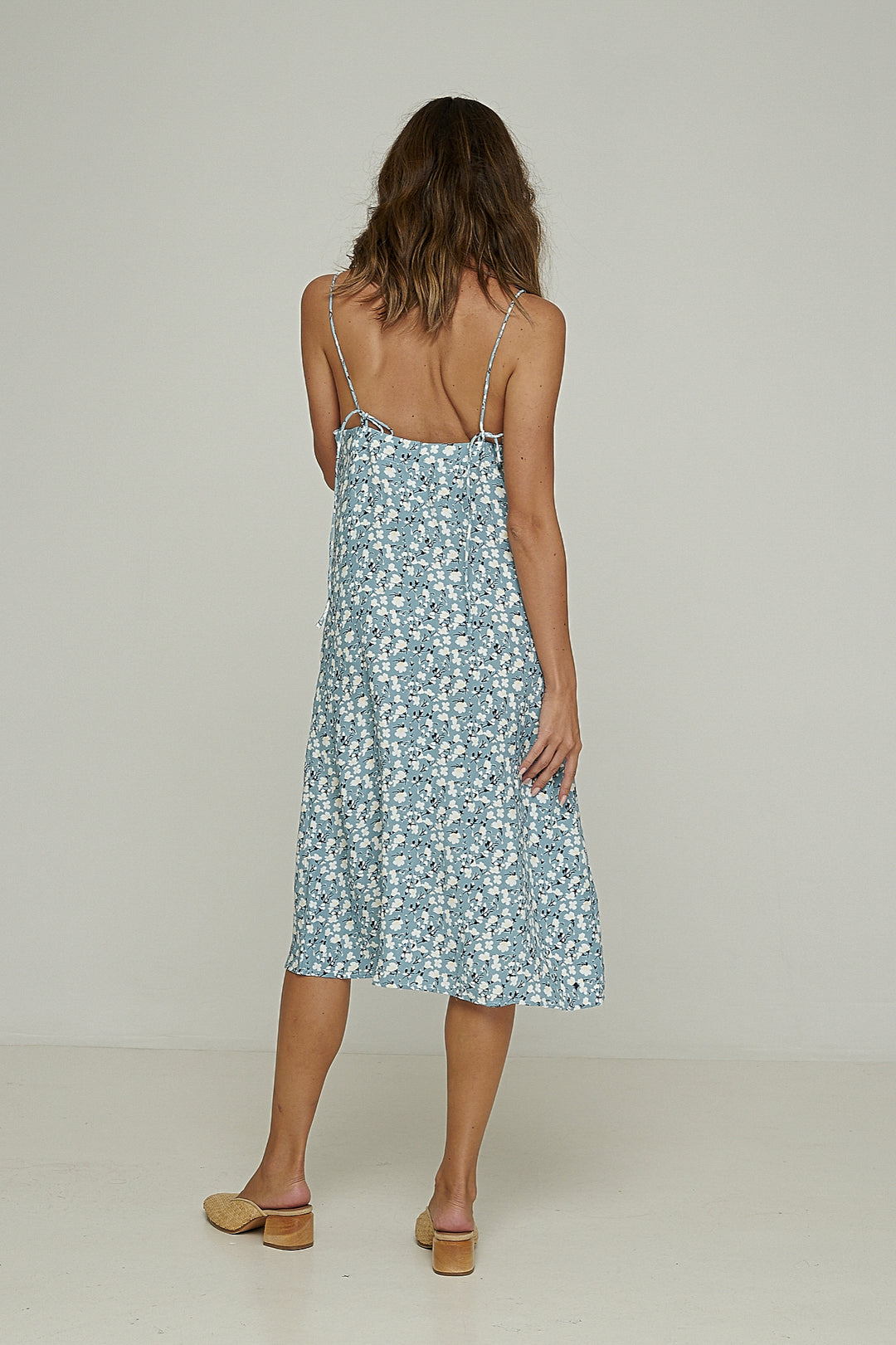 Rue Stiic WOMENS GRADY MIDI DRESS DESERT FLORAL- POWDER BLUE, WOMENS DRESSES, RUE STIIC, Elwood 101