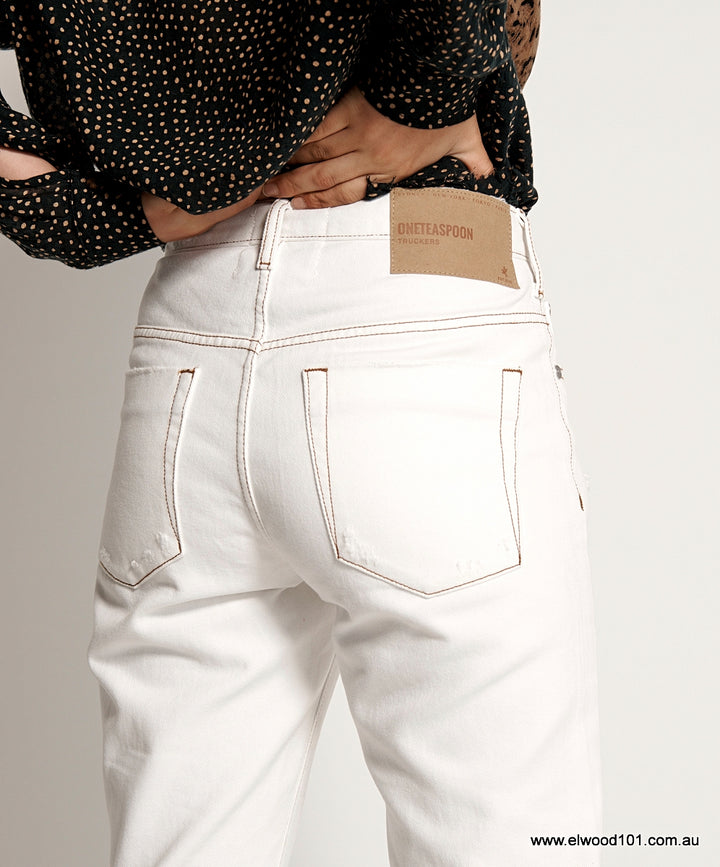OneTeaspoon WOMENS WHITE BEAUTY TRUCKERS MID RISE STRAIGHT LEG JEANS - WHITE BEAUTY, WOMENS DENIM, OneTeaspoon, Elwood 101