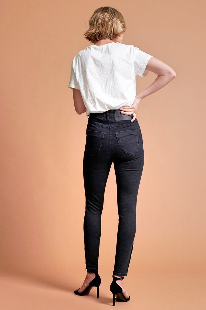 OneTeaspoon WOMENS BLACK SWAN PREACHERS HIGH WAIST SKINNY JEAN, WOMENS DENIM, OneTeaspoon, Elwood 101