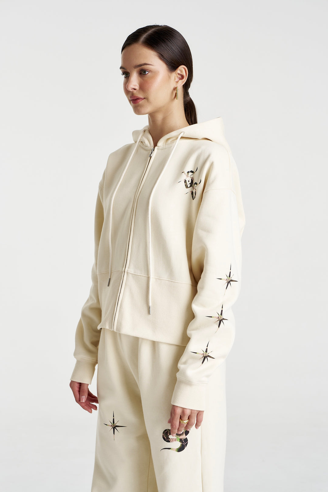 SUMMI SUMMI Womens Motif Hoodie in Vanilla, WOMENS HOODIES, SUMMI SUMMI, Elwood 101