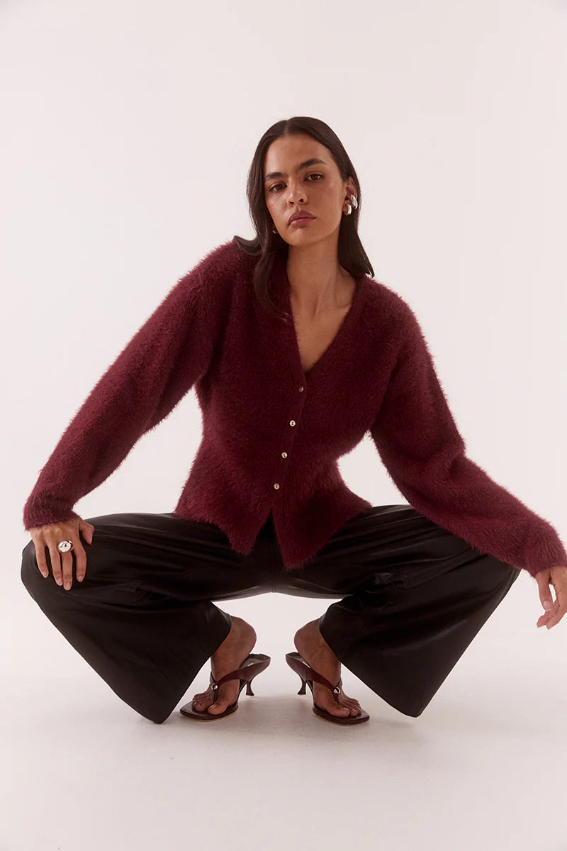 SOVERE Womens Arcade Cardi in Vino