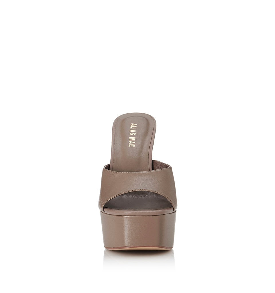 ALIAS MAE Womens Delphi Leather Heels Taupe Leather, WOMENS SHOES, ALIAS MAE, Elwood 101
