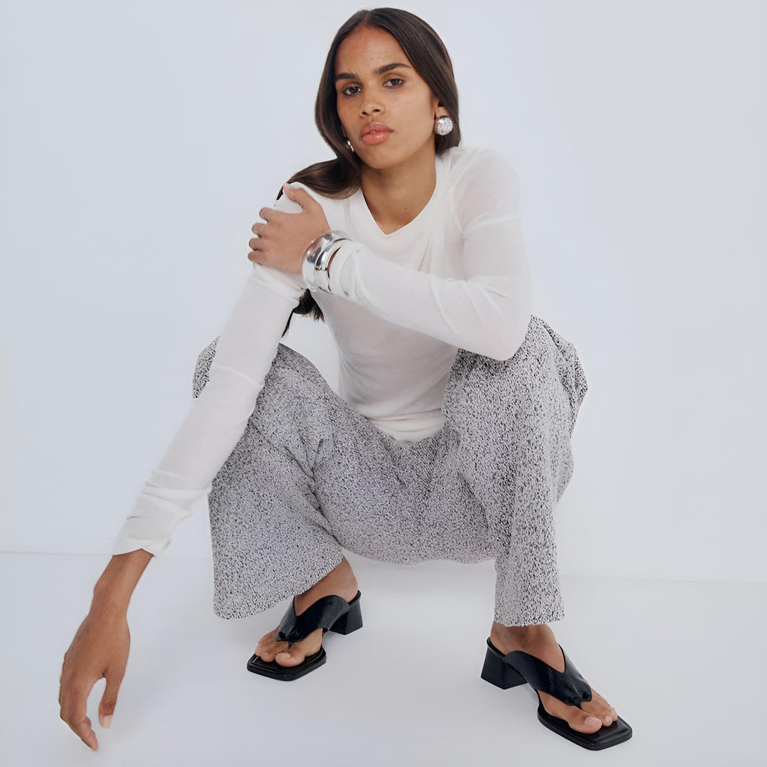 ALIAS MAE Womens Alina Leather Heels in Black Oily Leather