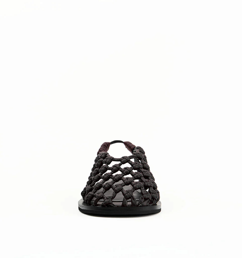 ALIAS MAE Womens Elki Sandal in Black