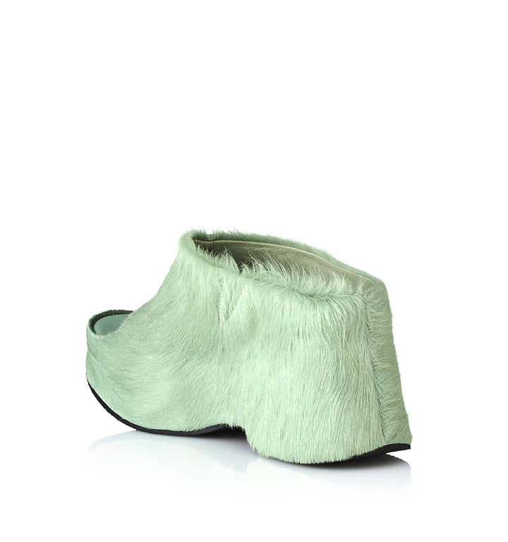 ALIAS MAE Womens Glaise Mules in Wasabi Pony