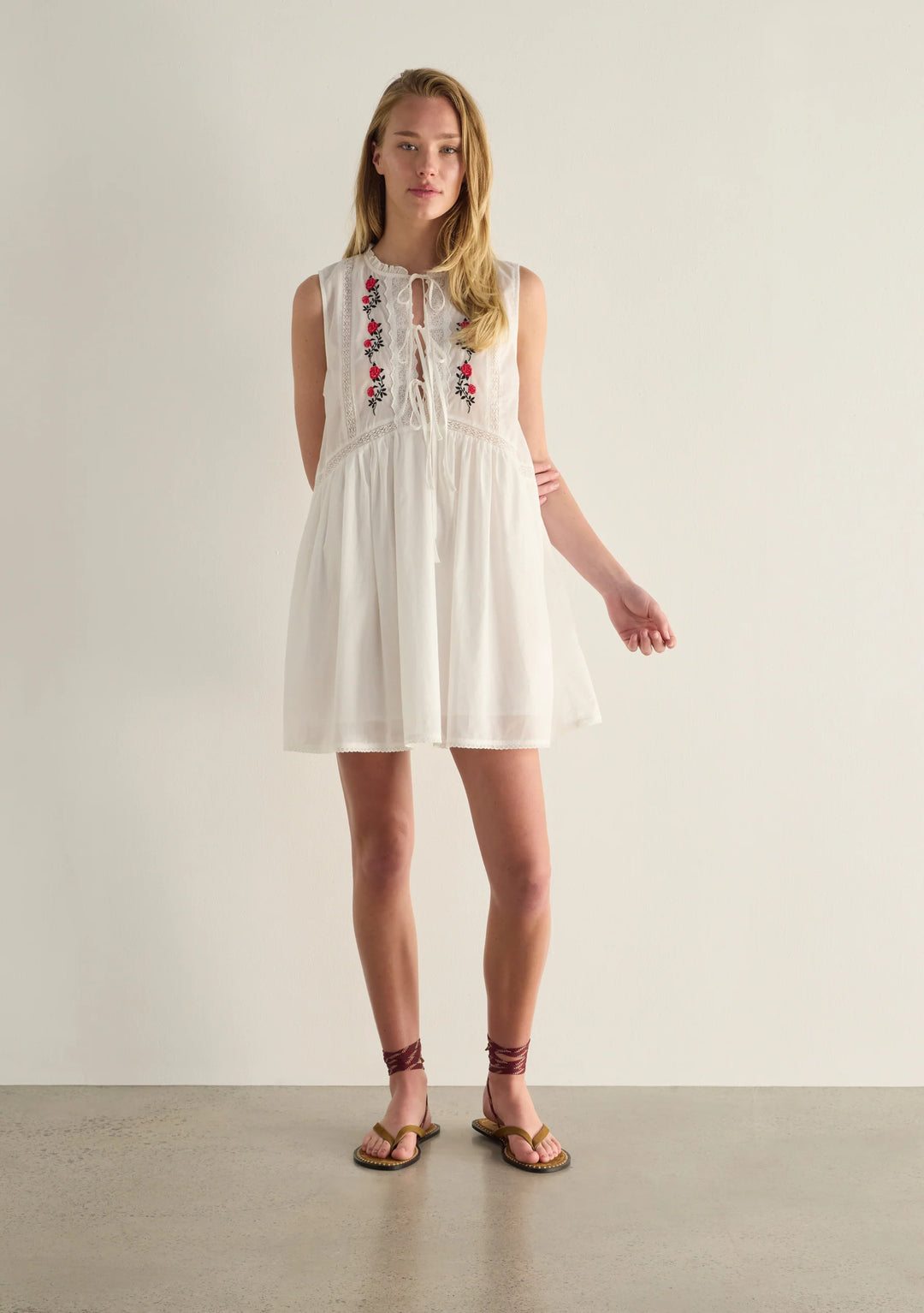 AUGUSTE THE LABEL Womens Bellamy Mini Dress in White