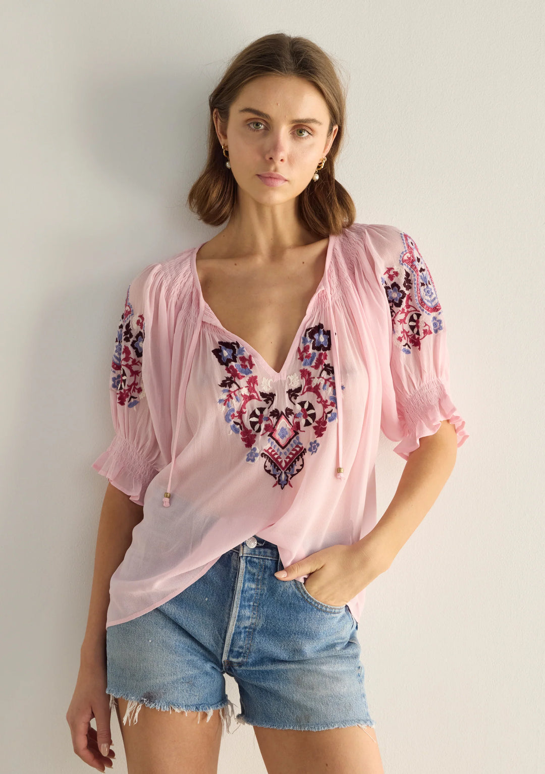 AUGUSTE THE LABEL Womens Indra Embroidered Blouse in Pink