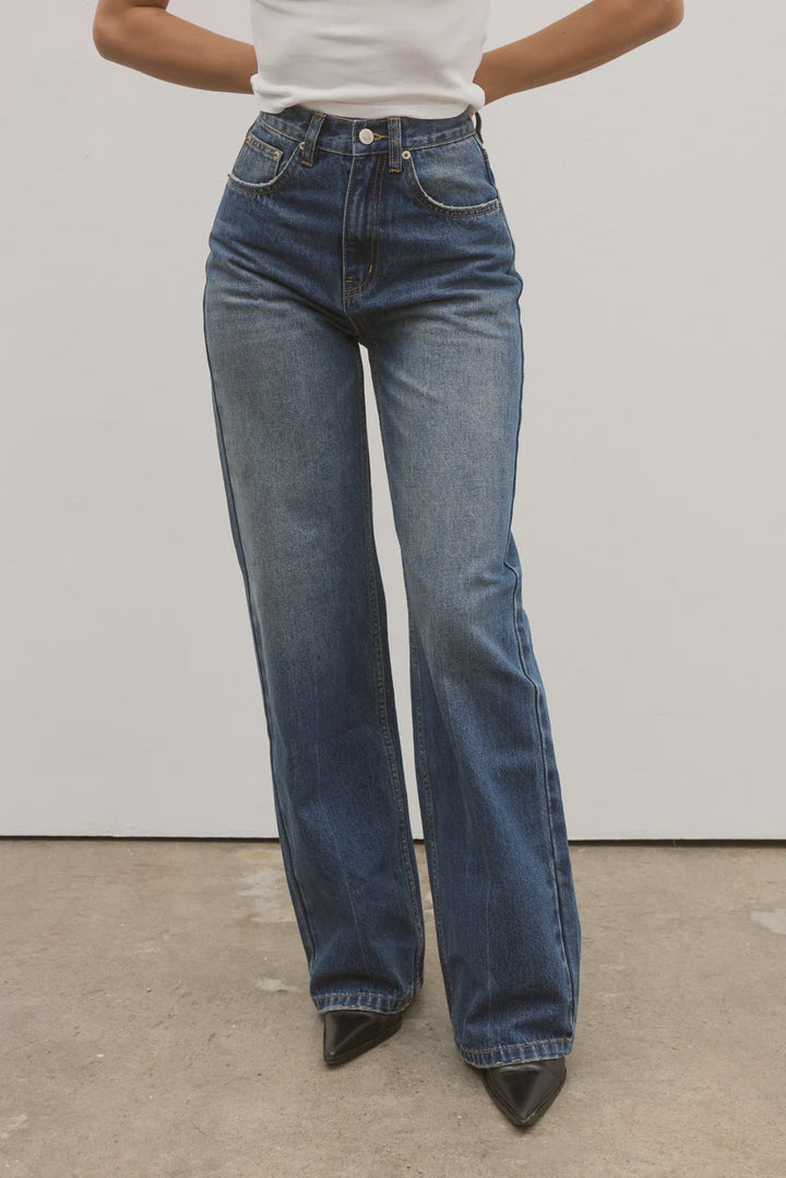 BAYSE BRAND Womens Camille Relaxed Flare Jean in Ash Tide