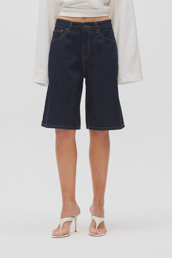 BAYSE BRAND Womens Clyde Short in Dark Indigo
