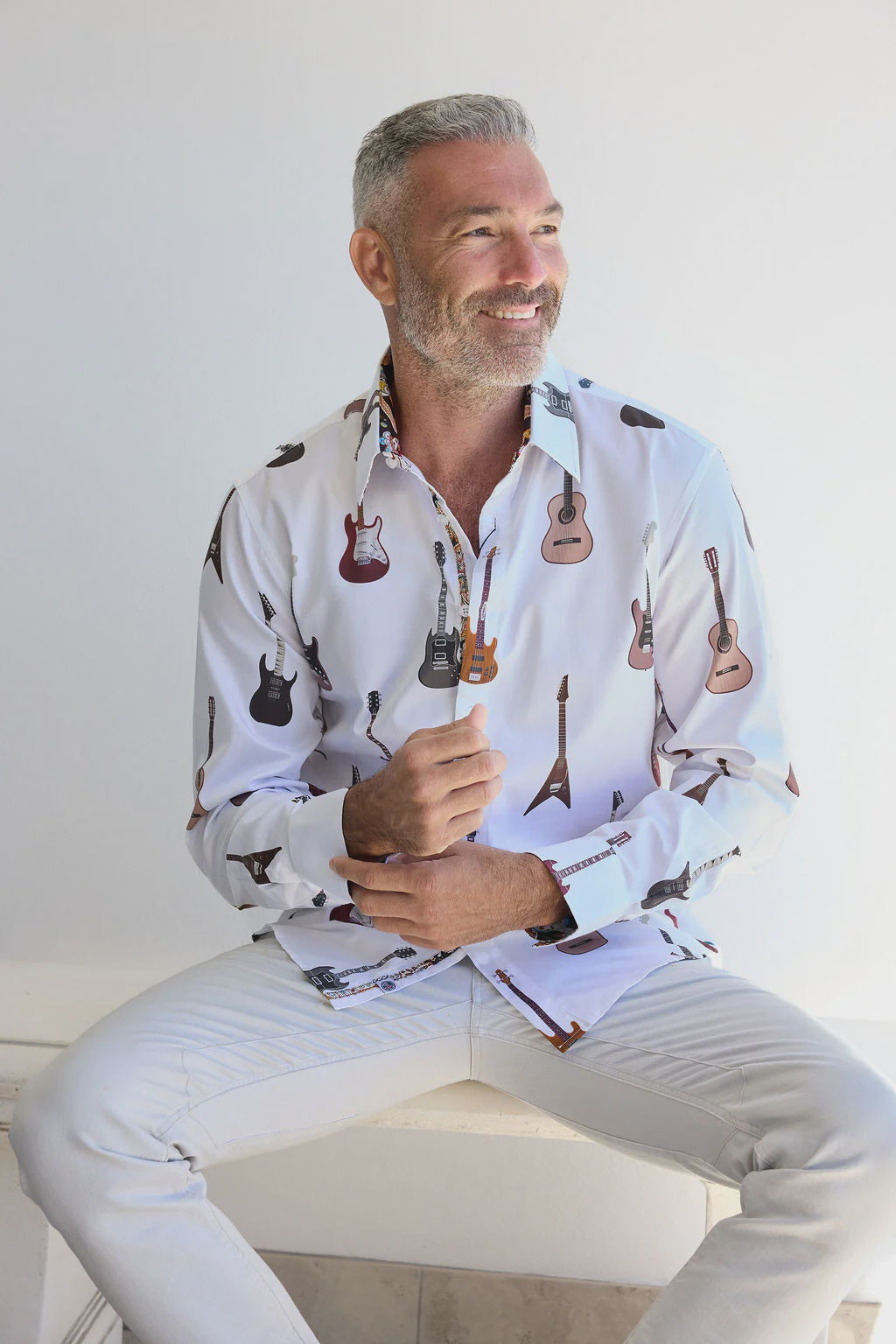 ENGLISH LAUNDRY Mens Sheffield Long Sleeve Shirt in White w Guitar Print, MENS SHIRTS, ENGLISH LAUNDRY, Elwood 101