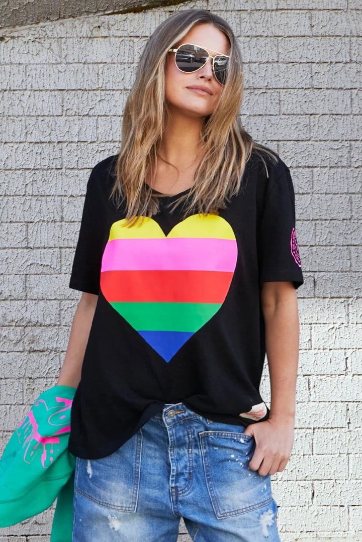 HAMMILL & CO Womens Rainbow Heart Tee in Black