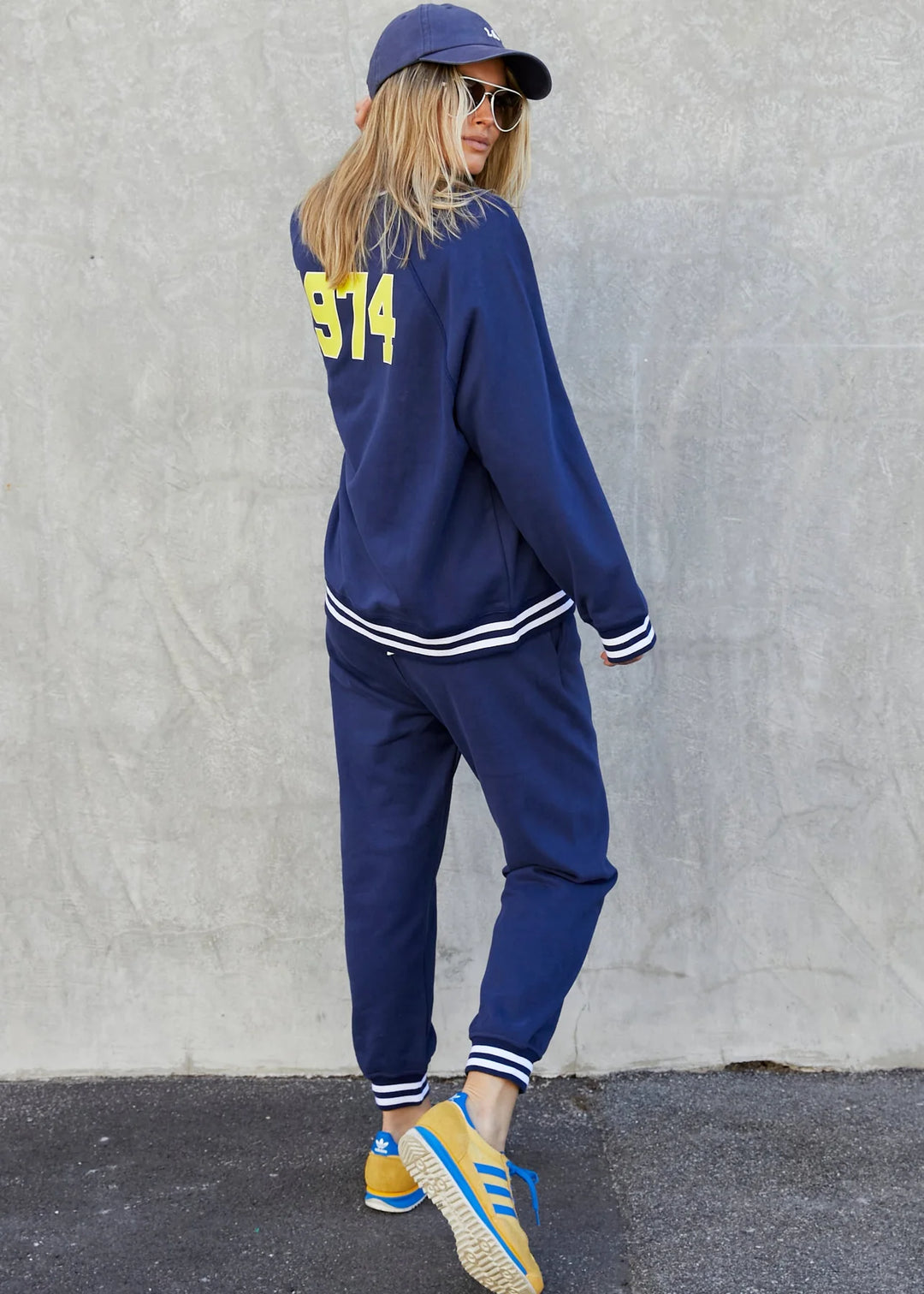 HAMMILL & CO Womens 74 Hammill Sport Sweat in Navy, WOMENS KNITS & SWEATERS, CAT HAMMILL, Elwood 101