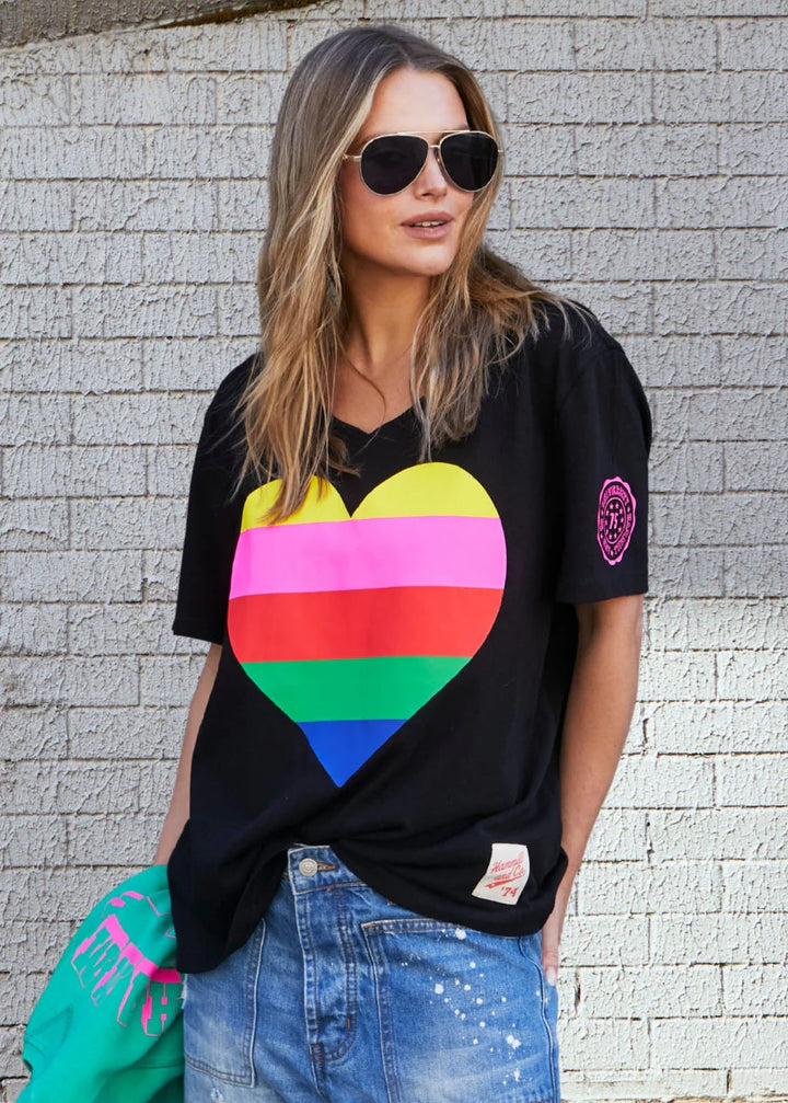 HAMMILL & CO Womens Rainbow Heart Tee in Black