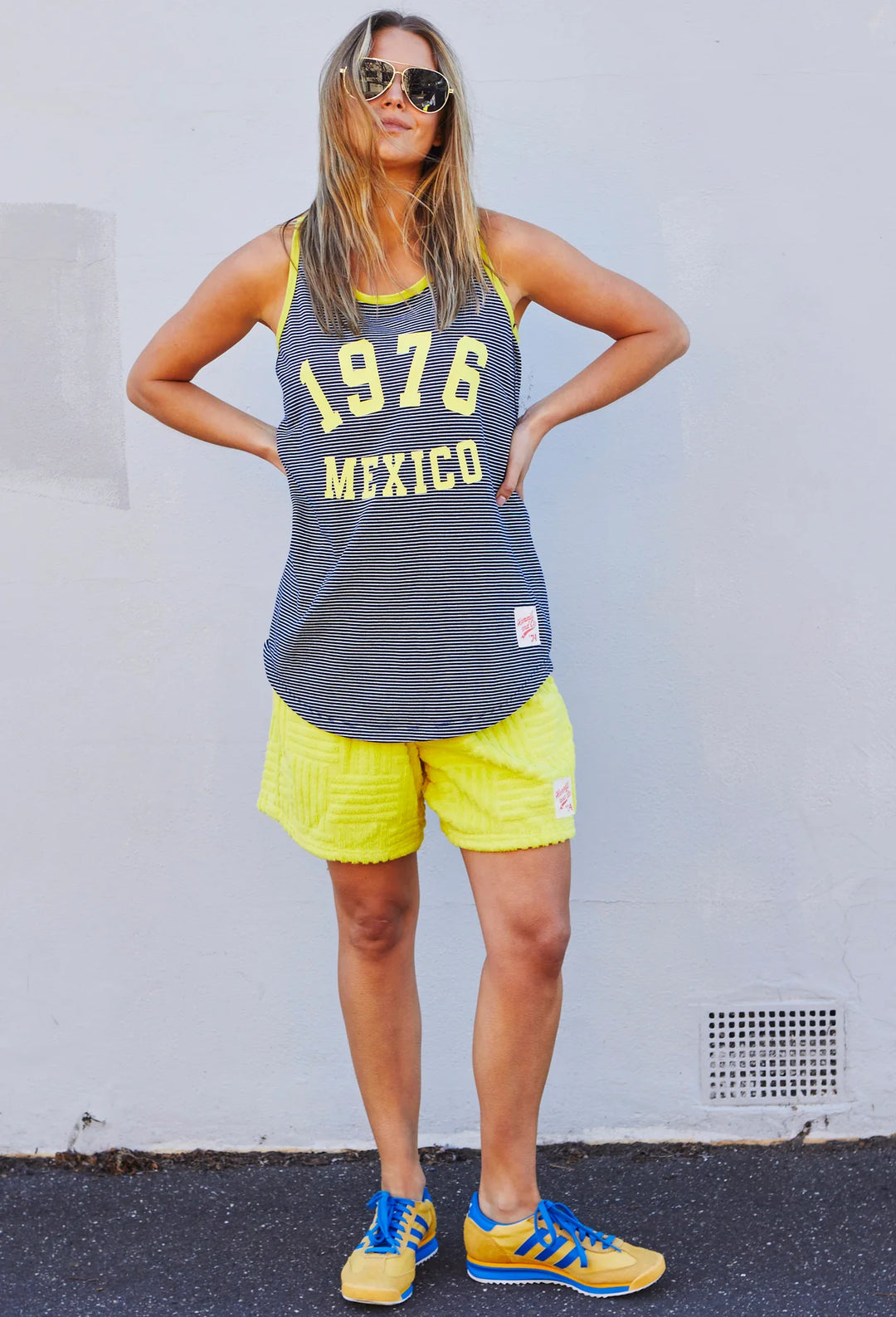 HAMMILL & CO Womens Salt & Sunshine 1976 Mexico Tank in Navy & Yellow