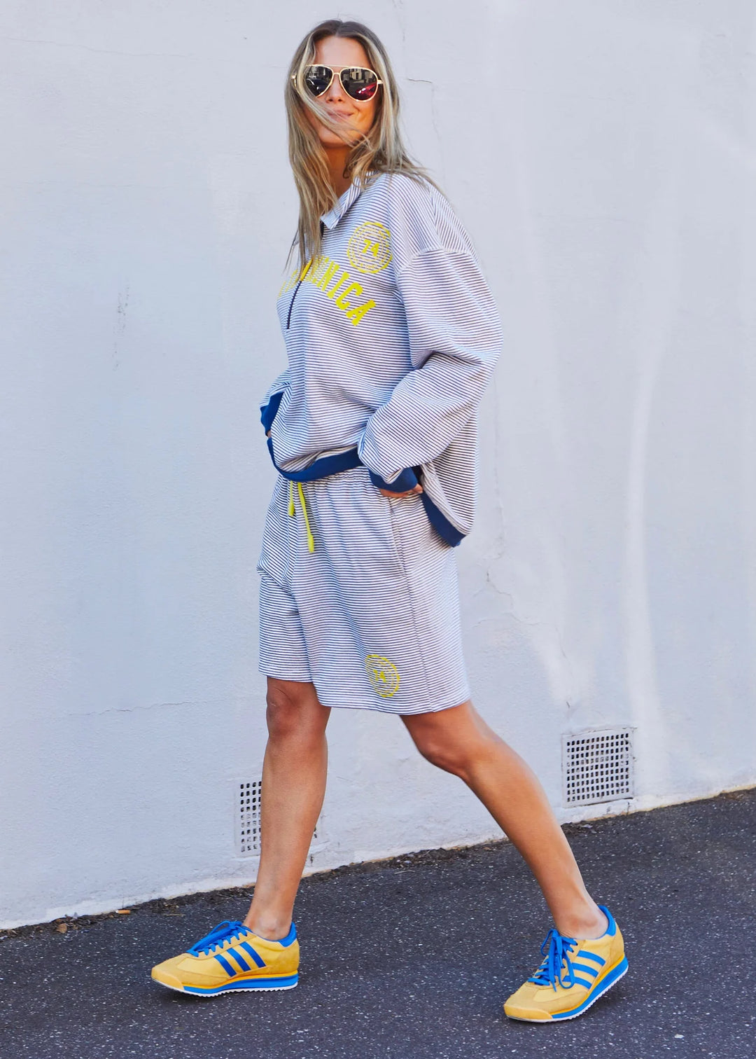 HAMMILL & CO Womens Santa Monica 1/2 Zip Top in Blue/White Stripe