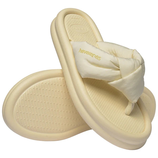 HAVAIANAS Womens Over Puffed Thongs in Buttercream, WOMENS HAVAIANAS, HAVAIANAS, Elwood 101