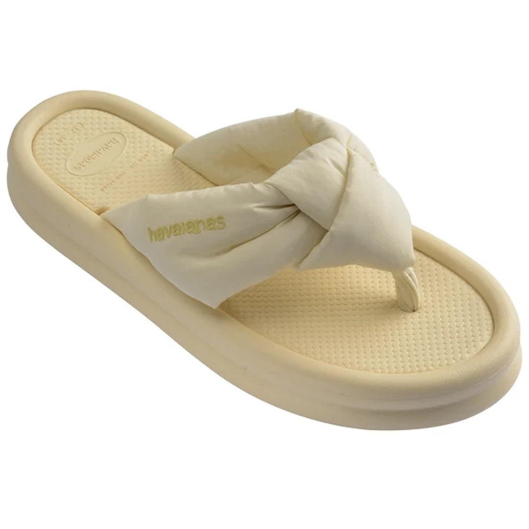 HAVAIANAS Womens Over Puffed Thongs in Buttercream, WOMENS HAVAIANAS, HAVAIANAS, Elwood 101