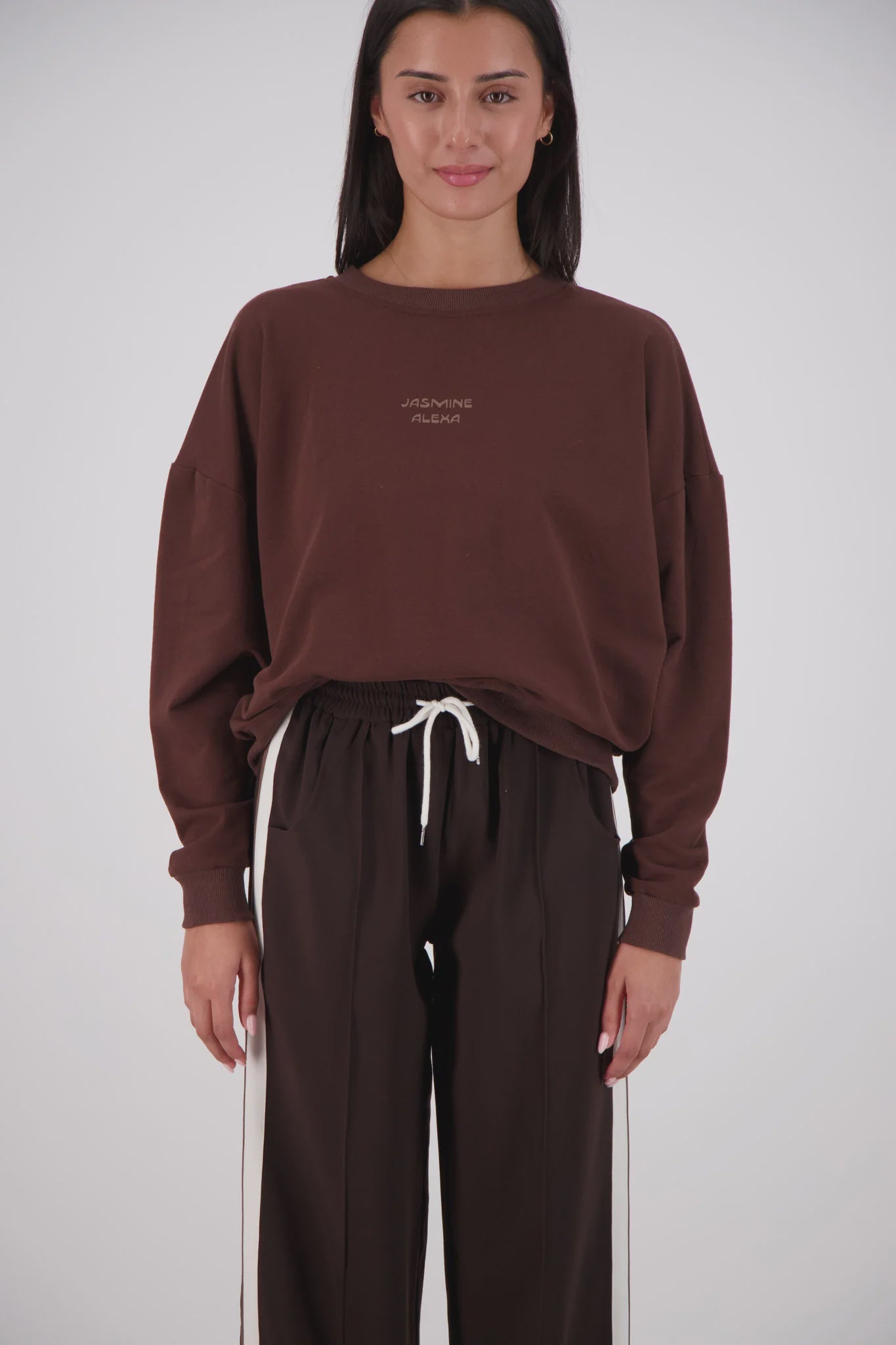 JASMINE ALEXA Womens Relaxed Crew Neck Sweatshirt in Brown, WOMENS KNITS & SWEATERS, JASMINE ALEXA, Elwood 101