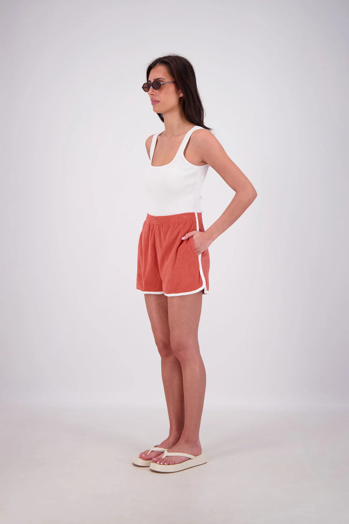 JASMINE ALEXA Womens Kuhio Shorts in Tobacco
