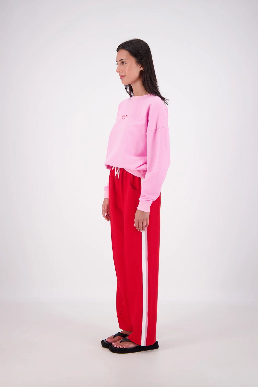 JASMINE ALEXA Womens Relaxed Crew Neck Sweatshirt in Pink