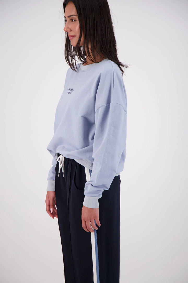 JASMINE ALEXA Womens Relaxed Crew Neck Sweatshirt in Powder Blue