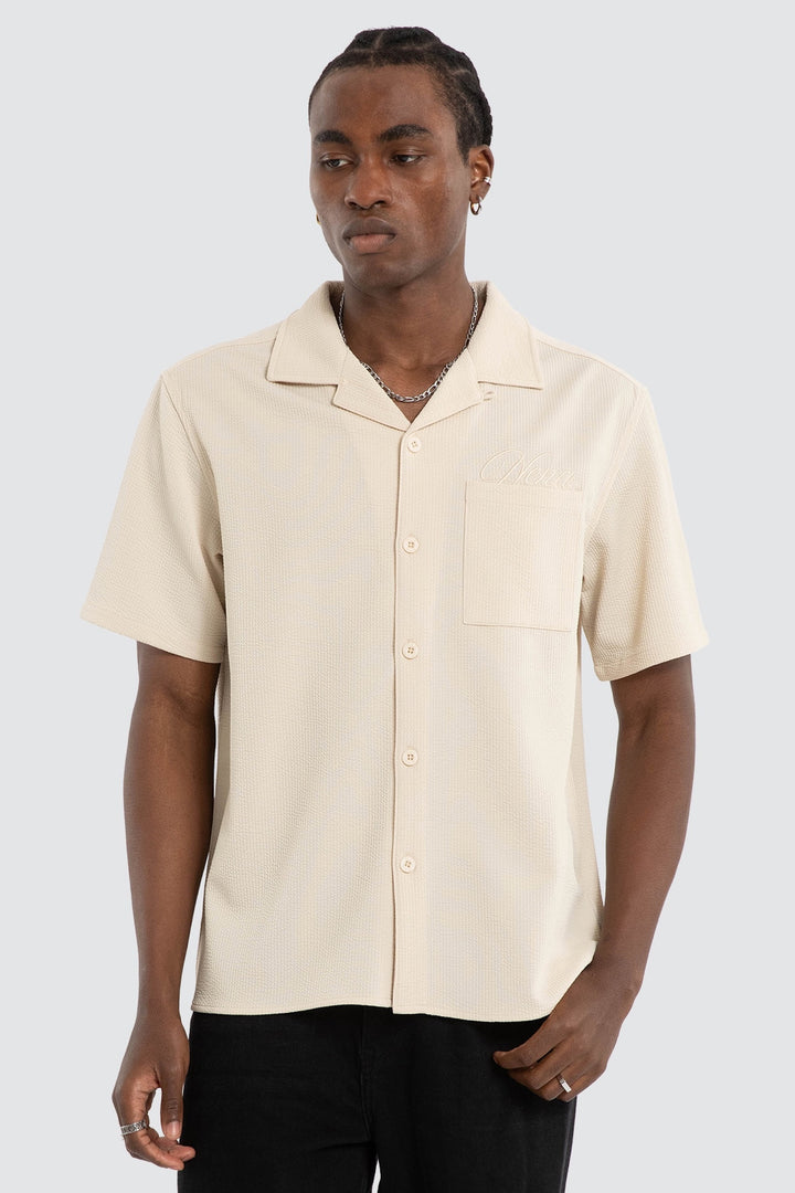 NENA & PASADENA Mens Comfort Short Sleeve Shirt in Oatmeal