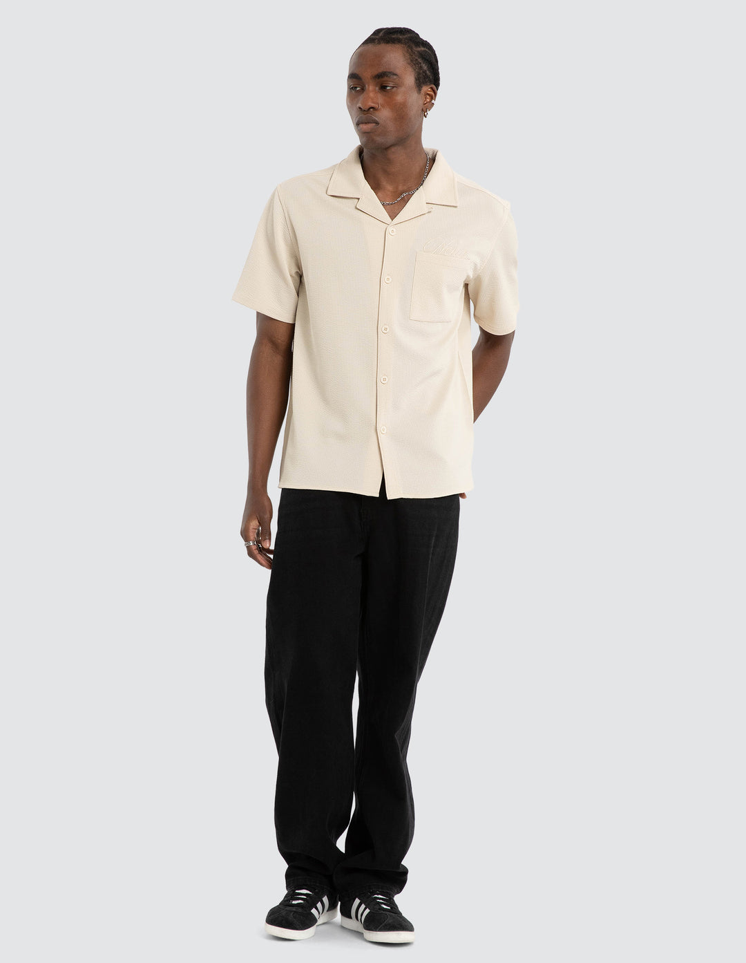 NENA & PASADENA Mens Comfort Short Sleeve Shirt in Oatmeal