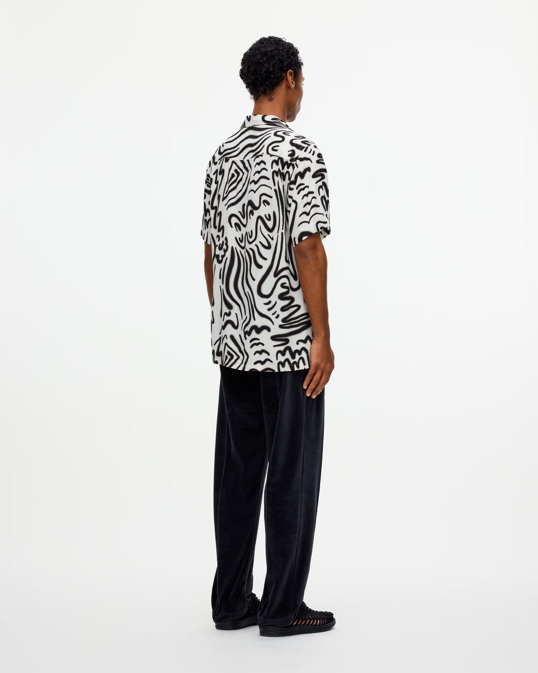 OAS Mens Aerosol Viscose Shirt in White & Black