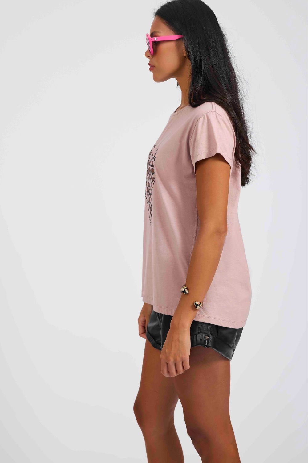 ONE TEASPOON Womens Classic Animal Heart Tee in Tea Rose, WOMENS TEES & TANKS, OneTeaspoon, Elwood 101