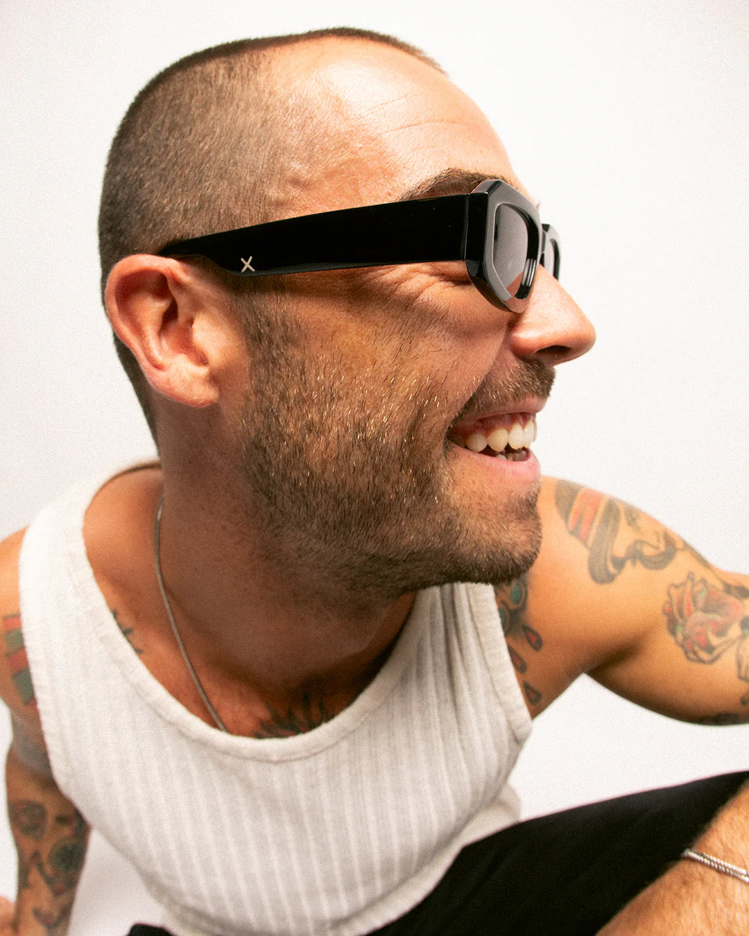 OSCAR & FRANK Yakimoto Sunglasses Gloss Black/White, SUNGLASSES UNISEX, OSCAR & FRANK, Elwood 101