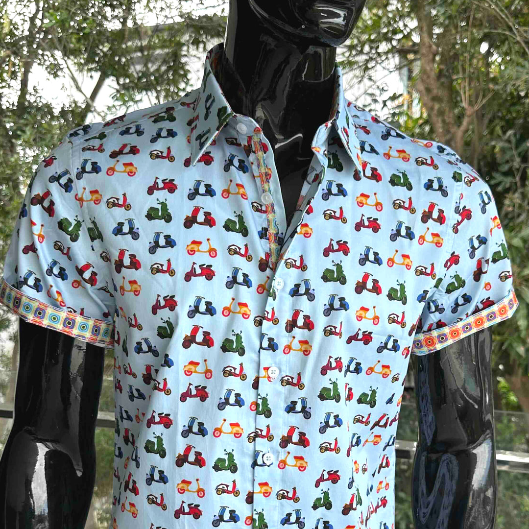 ROCK & ROLL RELIGION Mens Heywood Short Sleeve Shirt in Sky Blue