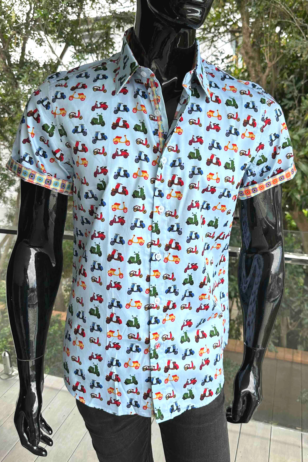 ROCK & ROLL RELIGION Mens Heywood Short Sleeve Shirt in Sky Blue