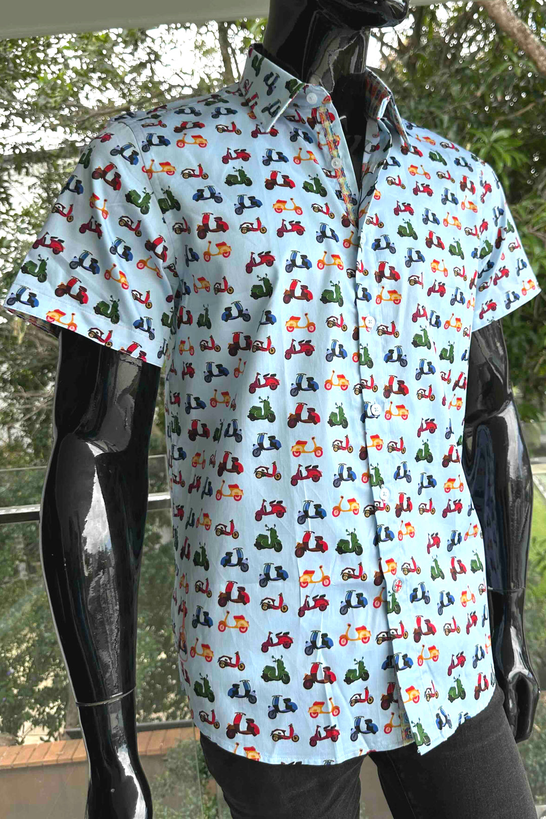 ROCK & ROLL RELIGION Mens Heywood Short Sleeve Shirt in Sky Blue