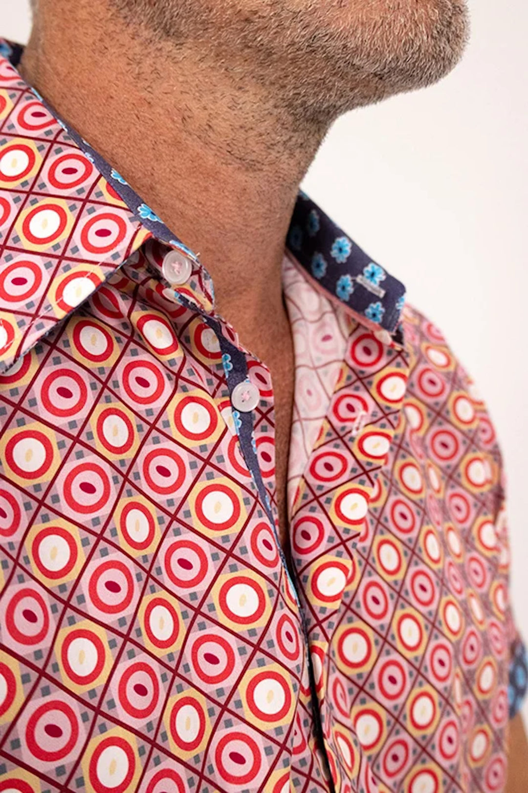 ROCK & ROLL RELIGION Mens Salford Short Sleeve Shirt in Pink