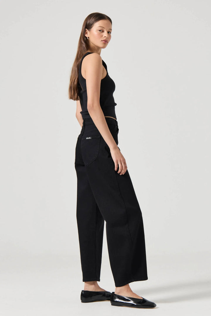 ROLLA'S Womens Gigi Barrel Jeans in Forever Black