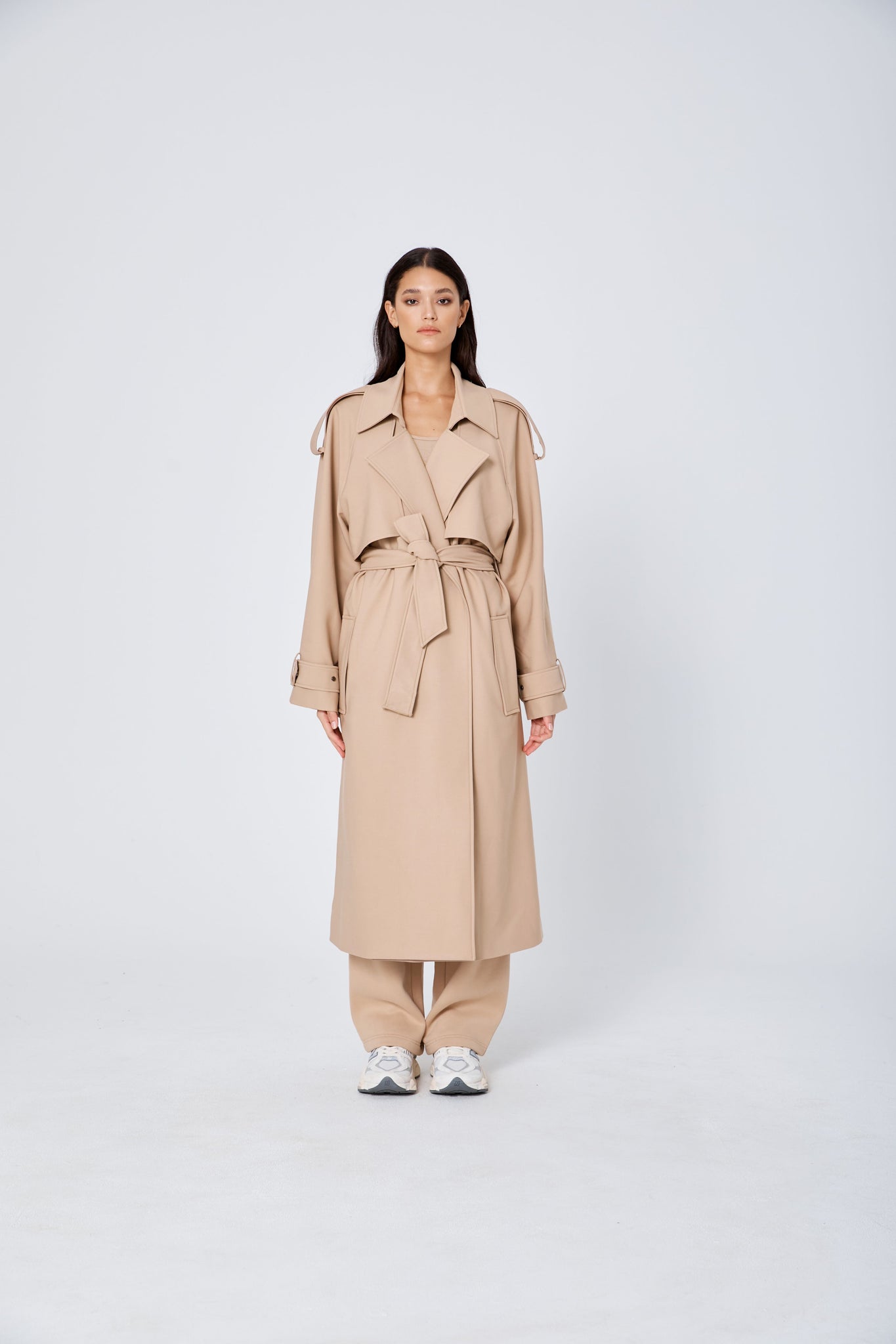 ROZALIA x ATOIR Womens The Trench Coat Sand Elwood 101