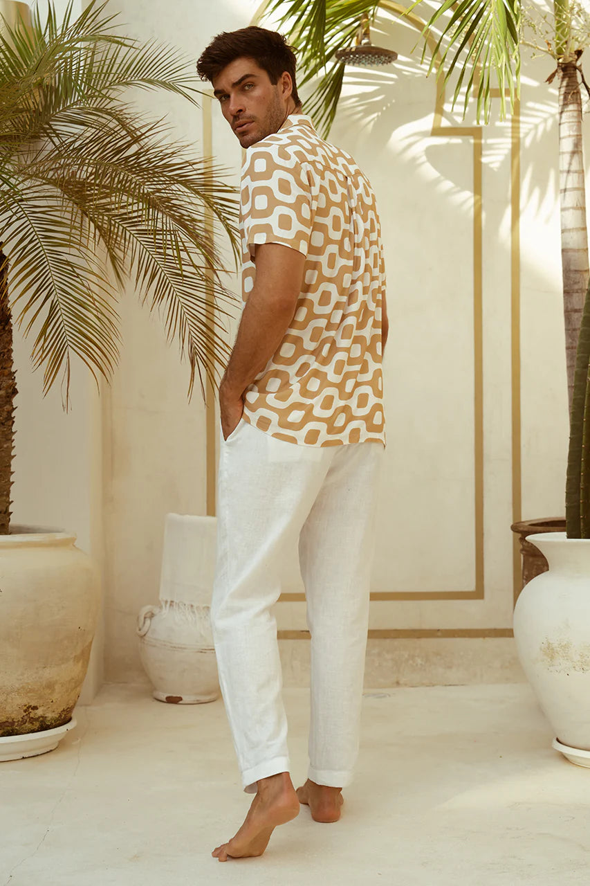 RUNAWAY Mens Mason Short Sleeve Shirt - Sand White Print, MENS SHIRTS, RUNAWAY, Elwood 101