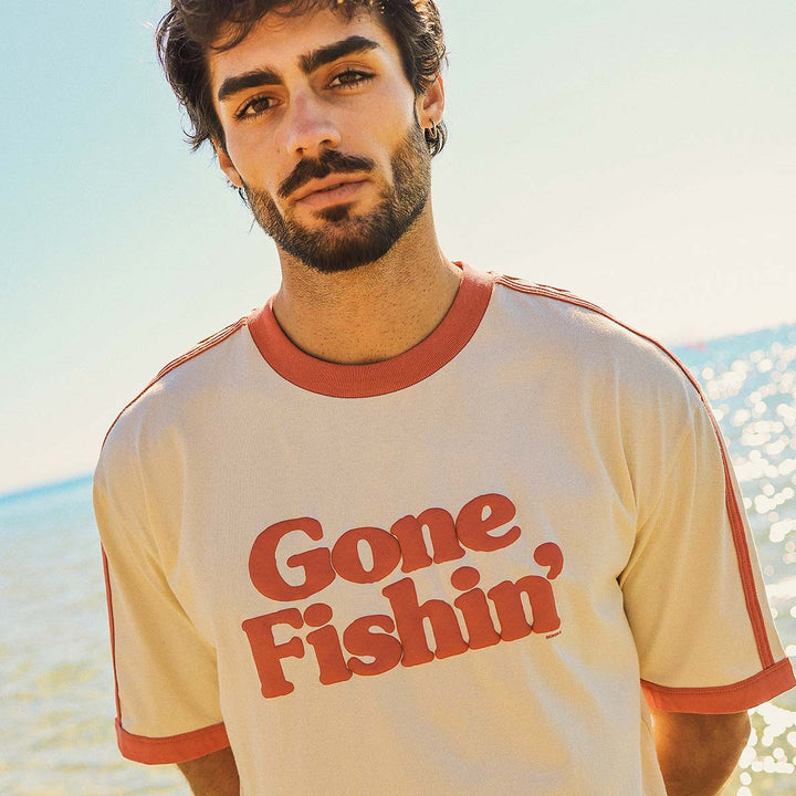SKWOSH Mens Gone Fishin' Boxy Ringer Tee in Off White