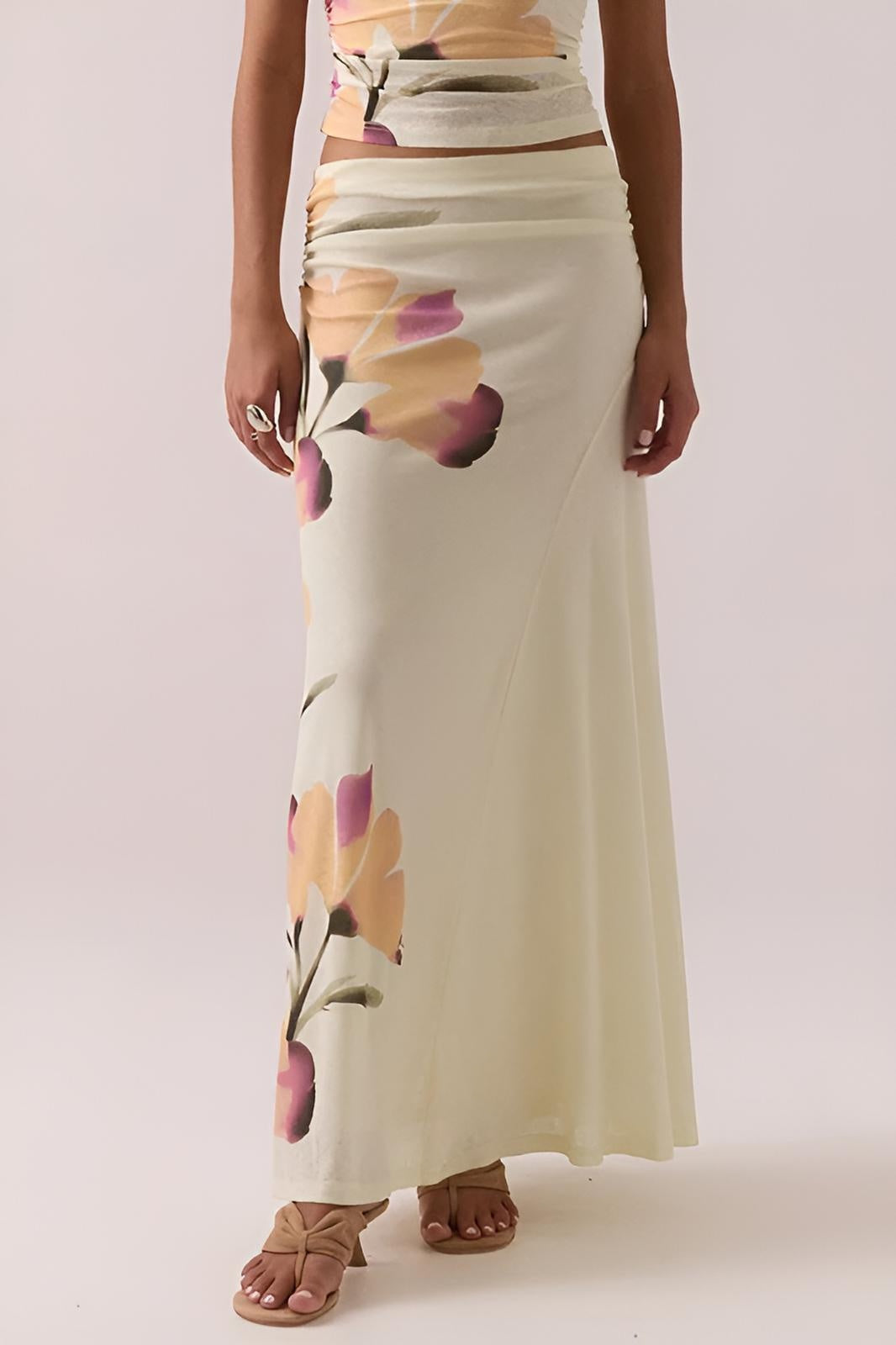 SOVERE Womens Akanni Skirt in Golden, WOMENS SKIRTS, SOVERE, Elwood 101