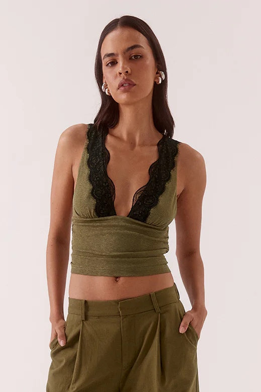 SOVERE Womens Loni Top in Olive