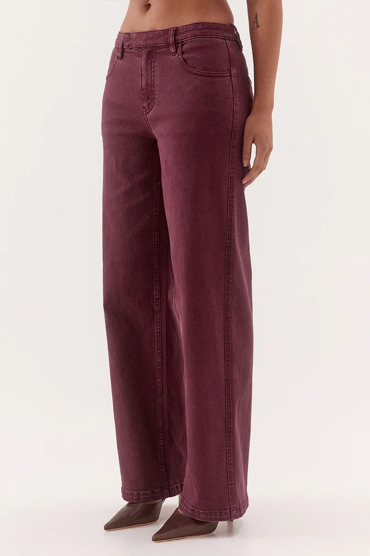 SOVERE Womens Blaine Denim Jeans in Vino