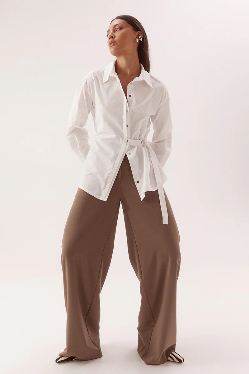 SOVERE Womens Blume Shirt in Chalk