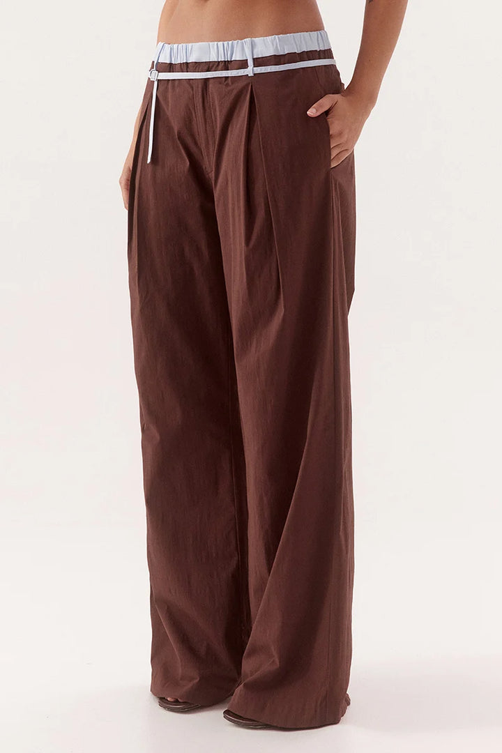 SOVERE Womens Britta Pants in Chocolate / Sky