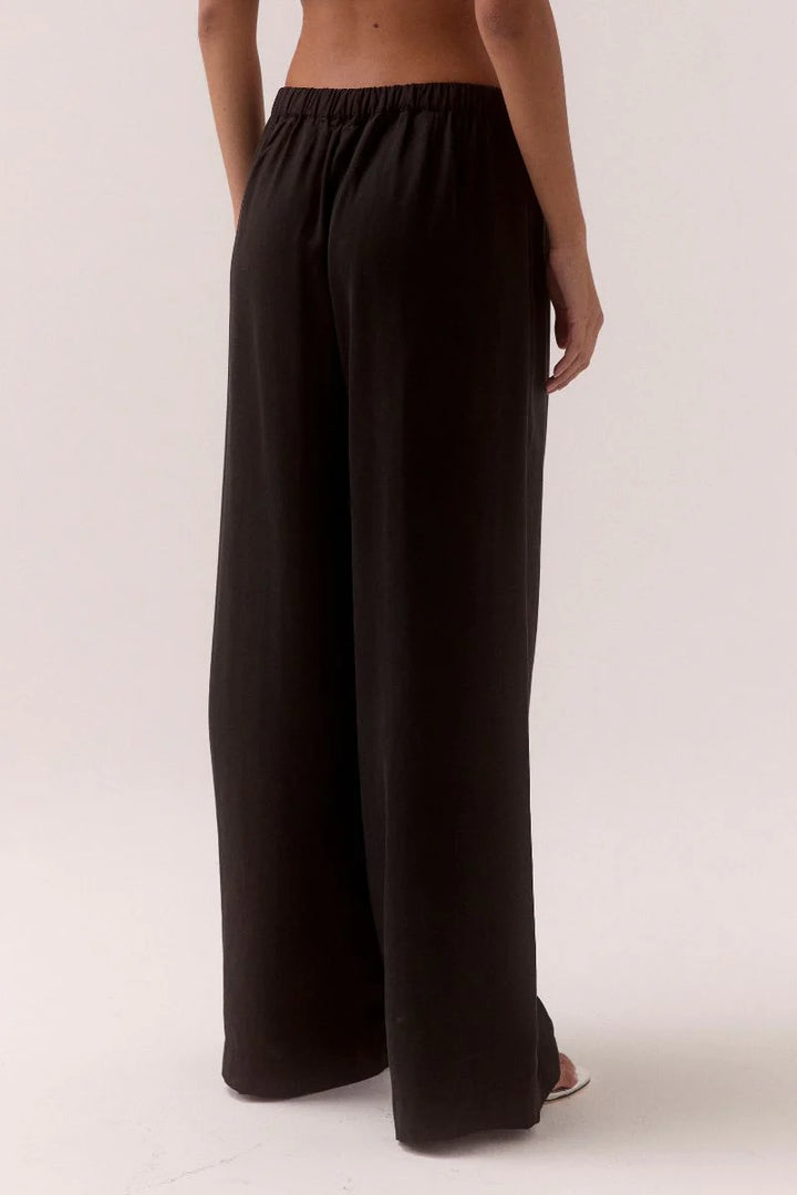 SOVERE Womens Espy Pants In Black