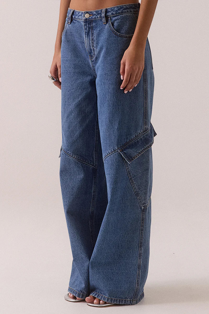 SOVERE Womens Everett Cargo Jean in Worn Blue, WOMENS DENIM, SOVERE, Elwood 101