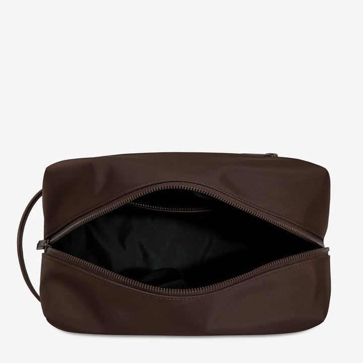 STATUS ANXIETY Womens Hunter Recycled Toiletry Bag Large - Truffle