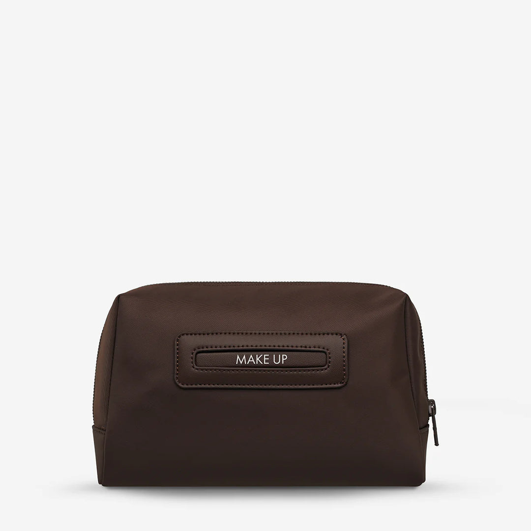 STATUS ANXIETY Womens Hunter Recycled Toiletry Bag Medium - Truffle